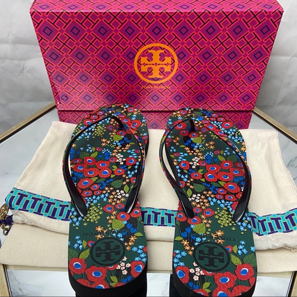 Tory Burch Darling Floral Thin Flip Flops - Picture 4 of 8